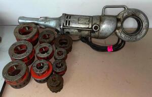 DESCRIPTION: RIDGID MODEL 700 POWER HAND THREADER SET AS SHOWN LOCATION: SHOWROOM #2 QTY: 1