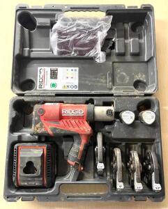 DESCRIPTION: RIDGID RP-240 PRESS TOOL KIT BRAND/MODEL: RIDGID RP-240 INFORMATION: INCLUDES: (2) BATTERIES & CHARGER LOCATION: SHOWROOM #2 QTY: 1