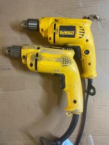 DESCRIPTION: (2) DEWALT 3/8" ROTARY DRILL BRAND/MODEL: DEWALT LOCATION: SHOWROOM #2 QTY: 2