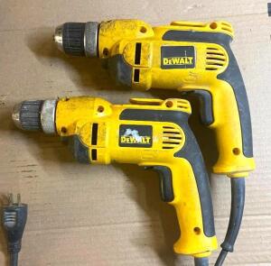 DESCRIPTION: (2) DEWALT 3/8" VSR DRILL LOCATION: SHOWROOM #2 QTY: 2