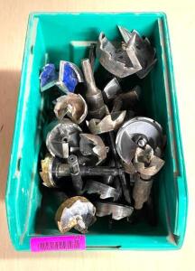 DESCRIPTION: ASSORTED FORSTNER DRILL BITS AS SHOWN LOCATION: SHOWROOM #2 QTY: 1