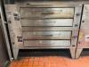 BAKERS PRIDE Y600 DOUBLE STACK PIZZA OVEN