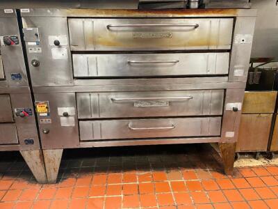 BAKERS PRIDE Y600 DOUBLE STACK PIZZA OVEN