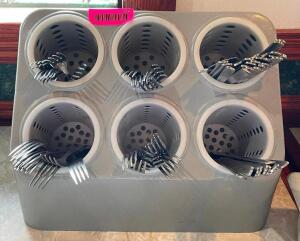 UTENSIL ORGANIZER