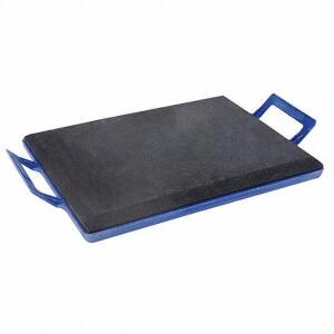 DESCRIPTION: (1) KNEELER BOARD BRAND/MODEL: WESTWARD #13A618 INFORMATION: BLUE AND BLACK RETAIL$: $24.83 EA SIZE: 19 X 13-1/2 X 2 IN, 13 1/2 IN WD (IN