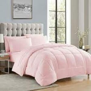 DESCRIPTION: (1) DOWN ALTERNATIVE COMFORTER BRAND/MODEL: SWEET HOME INFORMATION: PINK RETAIL$: $55.99 EA SIZE: QUEEN QTY: 1