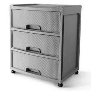 DESCRIPTION: (1) WIDE DIAMOND CART BRAND/MODEL: MAINSTAYS INFORMATION: GREY RETAIL$: $28.98 EA SIZE: 3 DRAWER 22X15X27 QTY: 1