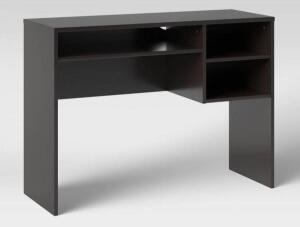 DESCRIPTION: (1) STUDENT WRITING DESK W/STORAGE BRAND/MODEL: ROOM ESSENTIALS RETAIL$: $50 SIZE: 30" X 40" X 15" QTY: 1