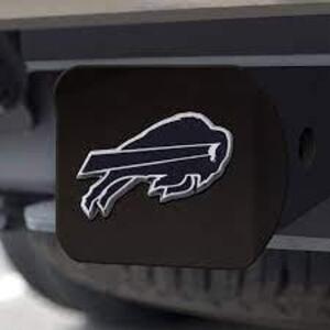 DESCRIPTION: (2) TRAILER HITCH COVER BRAND/MODEL: TUNDRA INFORMATION: BUFFALO BILLS LOGO RETAIL$: $30.00 EA QTY: 2