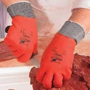 DESCRIPTION: (2) PACK SOF (12) PAIRS OF CUT/SPLASH RESISTANT GLOVES BRAND/MODEL: MCR SAFETY #48GK62 INFORMATION: RED RETAIL$: $10.40 PER PAIR SIZE: SM