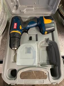 DESCRIPTION: RYBOI CORDLESS DRILL. NO CHARGER BRAND / MODEL: RYOBI QTY: 1