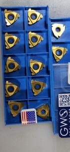 DESCRIPTION: (12) SOLID CARBIDE GROOVING INSERTSBRAND/MODEL: GWS 10249381RETAIL$: $ 17.50PER INSERTQTY: 12