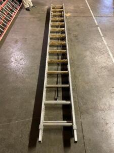 ALUMINUM EXTENSION LADDER