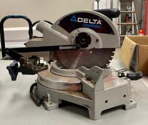 DELTA 10" COMPOUND MITER SAW