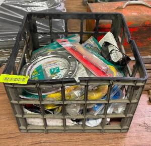 CARTON OF ASSORTED PLUMBING PARTS AND ACCESSORIES