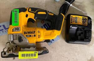 20 VOLT MAX JIG SAW WITH CHARGER