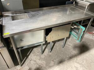 DESCRIPTION: 72" X 30" STAINLESS TABLE W/ LEFT SIDE SINK. ADDITIONAL INFORMATION NO FAUCET. SIZE 72" X 30" LOCATION: AREA # 4 QTY: 1