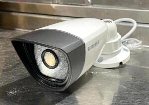 DESCRIPTION: 5-CHANNEL SAMSUNG WEATHERPROOF NIGHT VISION CAMERA BRAND / MODEL: SAMSUNG SDC7340 LOCATION: AREA #5 QTY: 1