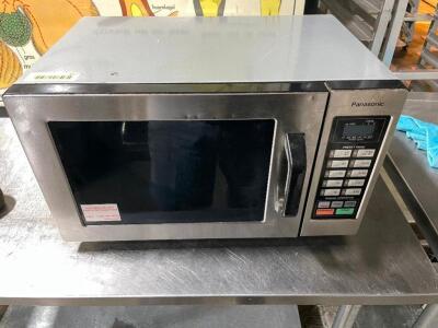 DESCRIPTION: PANASONIC MICROWAVE BRAND / MODEL: PANASONIC LOCATION: AREA #1 QTY: 1