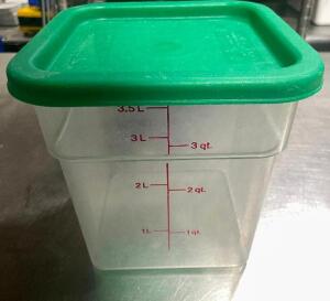 DESCRIPTION: (6) 4 QT PLASTIC CONTAINERS W/ LIDS SIZE 4 QT LOCATION: AREA #2 THIS LOT IS: SOLD BY THE PIECE QTY: 6