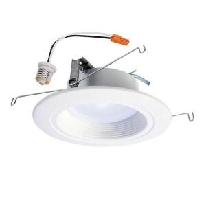 (4) - HALO WHITE 5-IN OR 6-IN 647-LUMEN WARM WHITE ROUND DIMMABLE LED CANLESS RECESSED DOWNLIGHT