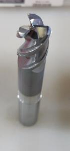 DESCRIPTION: (2) SOLID CARBIDE SQ END MILL BRAND/MODEL: PCT 5016443 RETAIL$: 140.00 EA SIZE: 5/8" 1" LOC QTY: 2