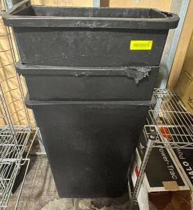 DESCRIPTION: (3) 20 GALLON BLACK PLASTIC BAR SIDE CANS SIZE 20 GALLON LOCATION: AREA #1 THIS LOT IS: SOLD BY THE PIECE QTY: 3