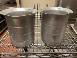 DESCRIPTION: (2) METAL MEASURING CUPS LOCATION: KITCHEN THIS LOT IS: SOLD BY THE PIECE QTY: 2