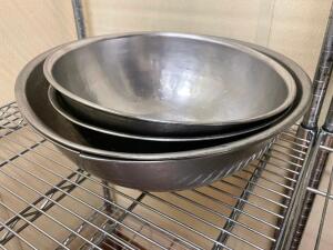 DESCRIPTION: (4) ASSORTED STAINLESS MIXING BOWLS LOCATION: KITCHEN THIS LOT IS: SOLD BY THE PIECE QTY: 4