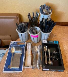 DESCRIPTION: ASSORTED FLATWARE AS SHOWN LOCATION: SEATING QTY: 1