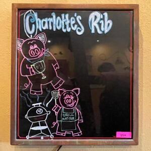 DESCRIPTION: 24" X 24" LIGHTED RE-WRITABLE LIGHT BOX SIGN SIZE 24" X 24" LOCATION: SEATING QTY: 1