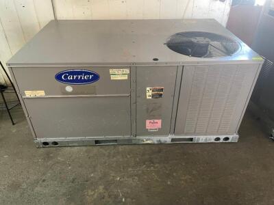 CARRIER 15 TON ROOF TOP HVAC UNIT / HEAT UNIT