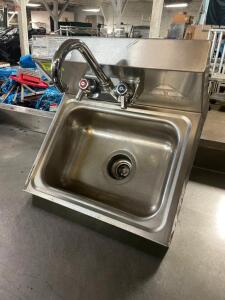 WALL MOUNTED STAINLESS HAND SINK