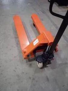 DESCRIPTION: (1) PALLET JACK BRAND/MODEL: VESTIL INFORMATION: ORANGE RETAIL$: $624.47 EA QTY: 1