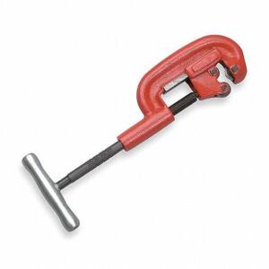 DESCRIPTION: (1) PIPE CUTTER BRAND/MODEL: WESTWARD #4YR888 RETAIL$: $127.37 EA SIZE: Aluminum/Brass/Copper/Steel, 1/2 in to 2 in Cutting Capacity QTY: