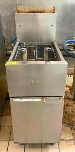 DEAN SUPER RUNNER NATURAL GAS FRYER