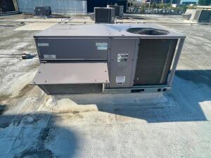 INTERNATIONAL COMFORT ROOF TOP HVAC UNIT.