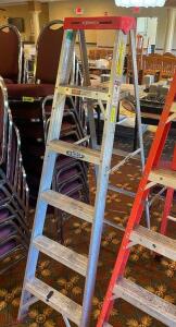 6' FOLDING ALUMINUM LADDER