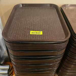 (36) BROWN PLASTIC CAFETERIA TRAYS