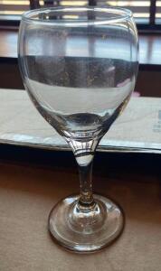 (36) WINE GLASSES