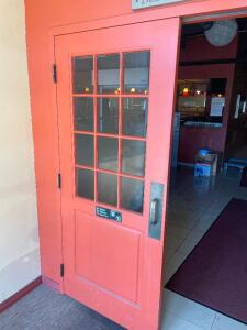 (1) SET OF DOUBLE ENTRY DOORS