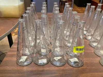 (20) GLASS TABLE VASES.