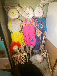 (1) LOT OF ASSORTED EASTER DECORATIONS