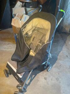 MAXI-COSI STROLLER