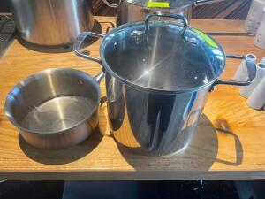 (1) STAINLESS STOCK POT W/ LID ABD (1) STAINLESS SAUCE POT