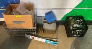 (1) LOT OF ASSORTED DISPLAY SHELVES AND RACKING