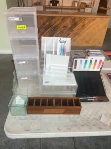 (1) LOT OF ASSORTED ART SUPPLIES