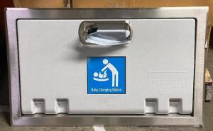 WALL MOUNTED BABY CHANGING STATION