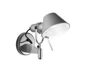 DESCRIPTION: (1) MICRO SPOT LED W/O SWITCH BRAND/MODEL: TOLOMEO/A043508 INFORMATION: 3000K, 6 WATTS RETAIL$: $440 SIZE: 4.4"W x 8"H x 8.25"D QTY: 1