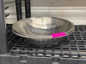 (3) - STAINLESS MIXING BOWLS